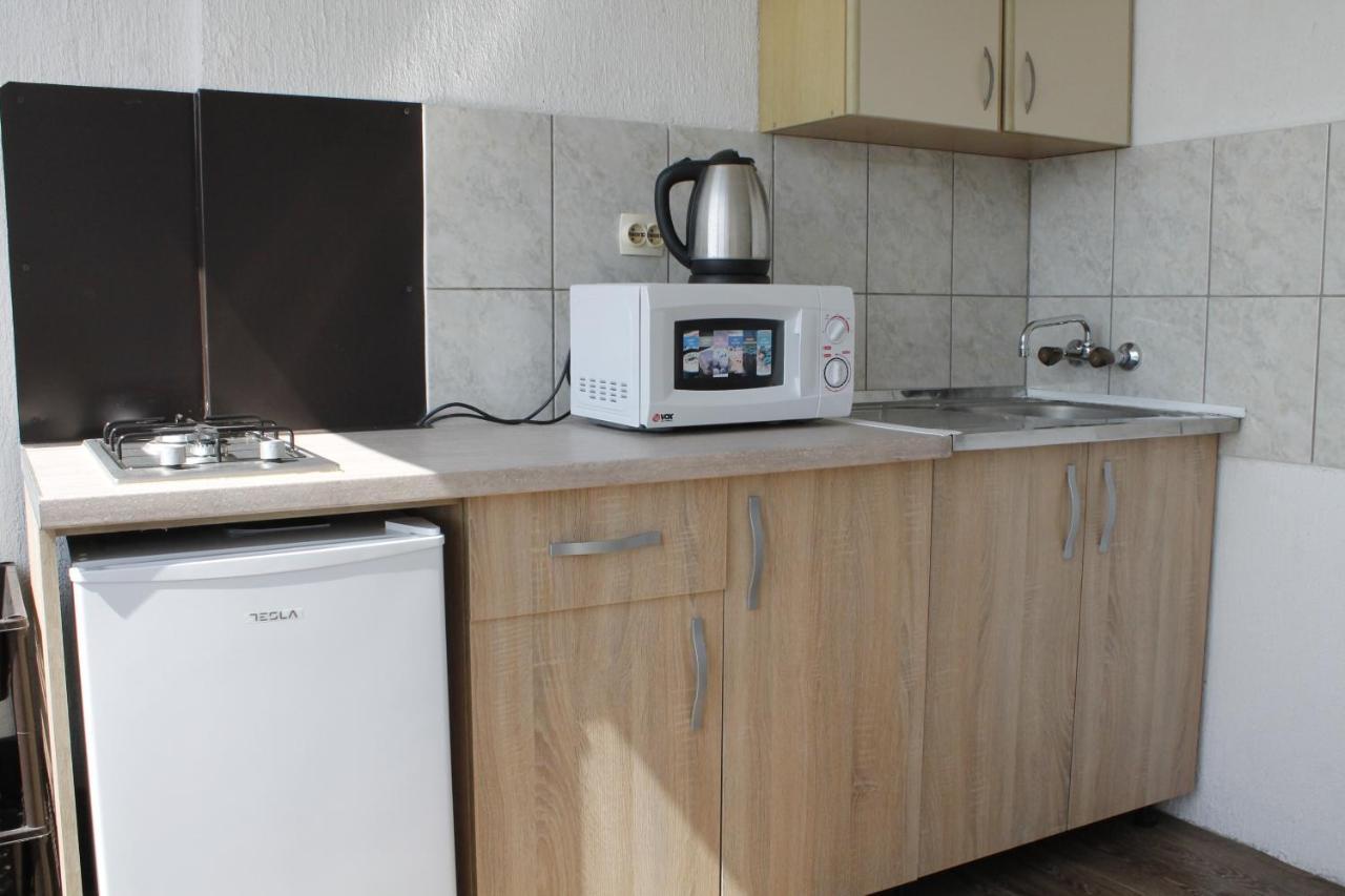 Pataki Studios Petrovac Екстер'єр фото