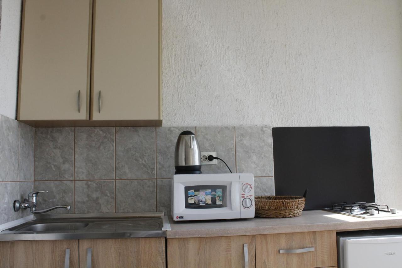 Pataki Studios Petrovac Екстер'єр фото